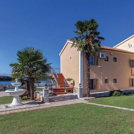 Lejlighed Two-bedroom In