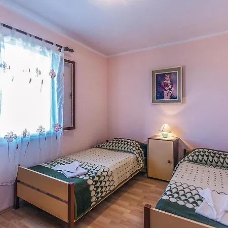 Two-bedroom In * Vrsar
